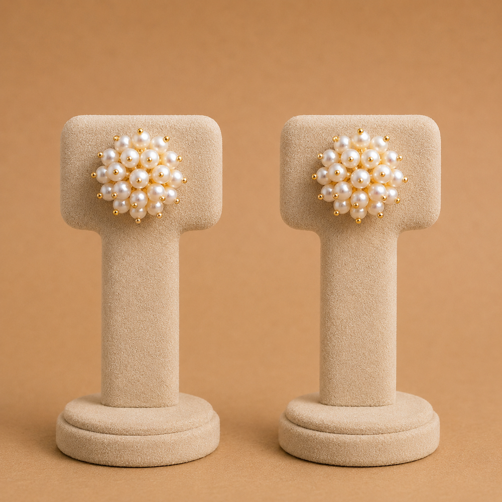 Nira Classic Pearl Stud Earrings