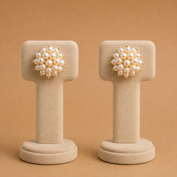 Nira Classic Pearl Stud Earrings