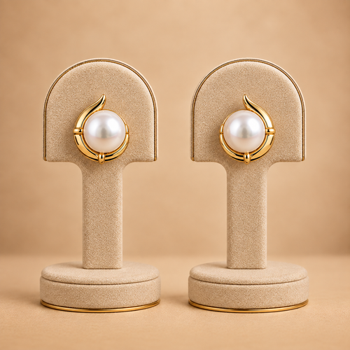 Classic Pearl Swirl Stud Earrings