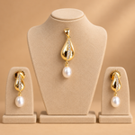 Timeless Teardrop Pearl Gold Jewellery Set