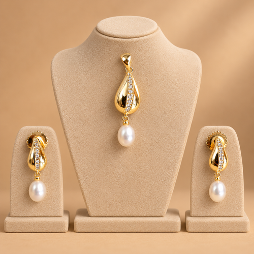 Timeless Teardrop Pearl Gold Jewellery Set